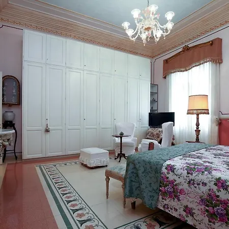 Flora House ベッド・アンド・ブレックファスト