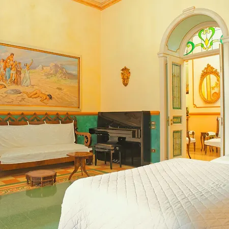 ベッド・アンド・ブレックファスト Flora House サレルノ