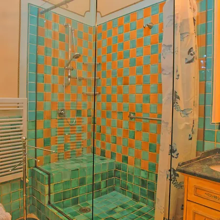 Flora House ベッド・アンド・ブレックファスト