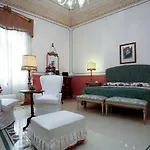 Frühstückspension Flora House Salerno