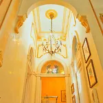 Bed & Breakfast Flora House 4*