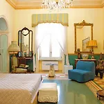 Flora House Salerno
